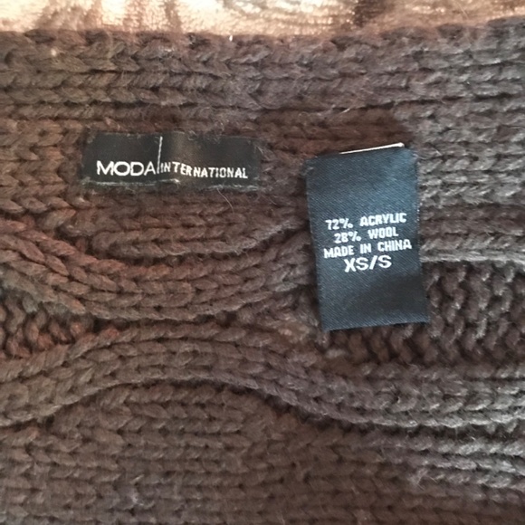 MODA international cable knit sweater/wrap - Picture 7 of 13